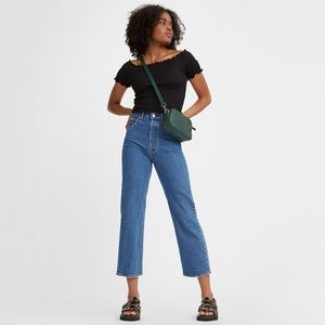 NWT Levi’s Straight Ankle Ribcage Jean (26X29)
